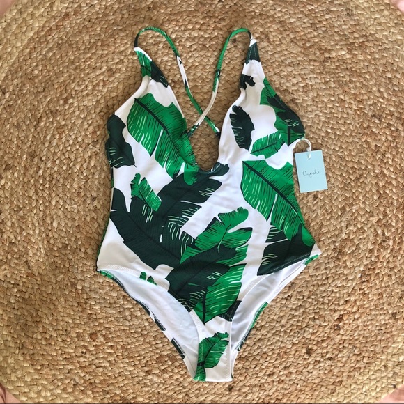 Cupshe Other - Palm leaf one piece swimsuit
